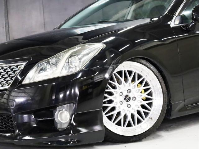 クラウン アスリート　後期型　ＡＭＥシュタイナー２０インチＡＷ　新品フルタップ車高調　エアロパーツ　純正メーカーナビ　地デジフルセグ　バックカメラ　スマートキー　パワーシート　ＨＩＤライト　クルーズコントロール（6枚目）