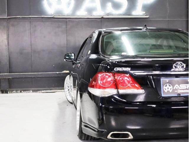 クラウン アスリート　後期型　ＡＭＥシュタイナー２０インチＡＷ　新品フルタップ車高調　エアロパーツ　純正メーカーナビ　地デジフルセグ　バックカメラ　スマートキー　パワーシート　ＨＩＤライト　クルーズコントロール（54枚目）