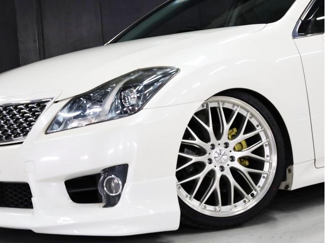 クラウン アスリート　後期型　ＢＡＤＸロクサーニ２０インチＡＷ　新品フルタップ車高調　エアロパーツ　純正メーカーナビ　地デジフルセグ　バックカメラ　スマートキー　パワーシート　ＨＩＤライト　クルーズコントロール（6枚目）