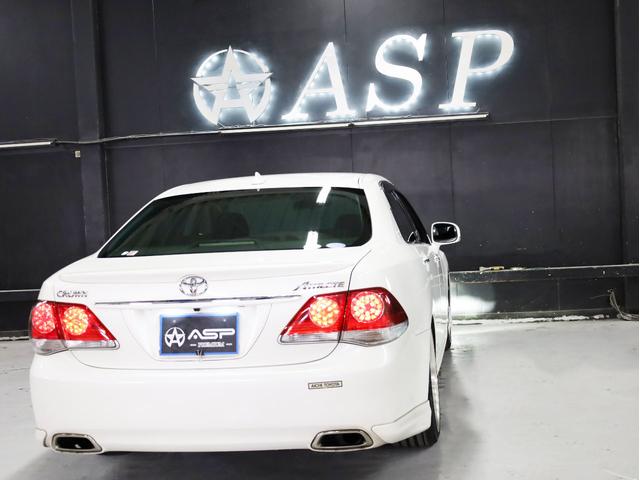 クラウン アスリート　後期型　ＢＡＤＸロクサーニ２０インチＡＷ　新品フルタップ車高調　エアロパーツ　純正メーカーナビ　地デジフルセグ　バックカメラ　スマートキー　パワーシート　ＨＩＤライト　クルーズコントロール（24枚目）