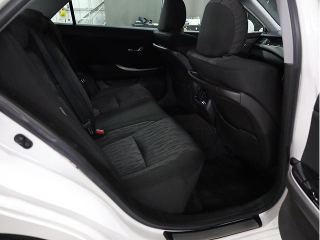 クラウン アスリート　後期型　ＢＡＤＸロクサーニ２０インチＡＷ　新品フルタップ車高調　エアロパーツ　純正メーカーナビ　地デジフルセグ　バックカメラ　スマートキー　パワーシート　ＨＩＤライト　クルーズコントロール（36枚目）