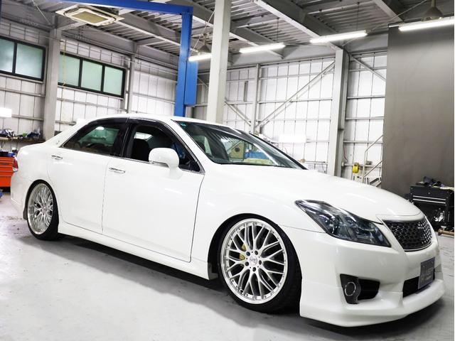 クラウン アスリート　後期型　ＢＡＤＸロクサーニ２０インチＡＷ　新品フルタップ車高調　エアロパーツ　純正メーカーナビ　地デジフルセグ　バックカメラ　スマートキー　パワーシート　ＨＩＤライト　クルーズコントロール（50枚目）