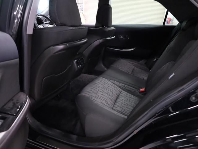 クラウン ２．５アスリート　後期型　Ｗｅｄｓマーベリック２０インチＡＷ　新品フルタップ車高調　エアロパーツ　純正メーカーナビ　地デジフルセグ　バックカメラ　スマートキー　パワーシート　ＨＩＤライト　クルーズコントロール（35枚目）