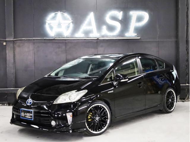プリウス Ｓ　後期型　ワンオーナー車　ＡＭＥシュタイナー１９インチＡＷ　ローダウンサス　エアロパーツ　純正ＳＤナビ　地デジＴＶ　バックカメラ　スマートキー　ＨＩＤライト（4枚目）