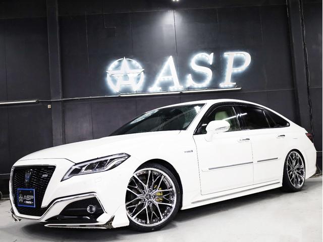 クラウンハイブリッド ＲＳアドバンス　白革エアーシート　Ｋｒａｎｚｅ２０インチＡＷ　新品ＴＥＩＮ車高調　モデリスタエアロ　ＬＥＤライト　純正メーカーナビ　地デジフルセグ　バックカメラ　スマートキー　クリアランスソナー（5枚目）