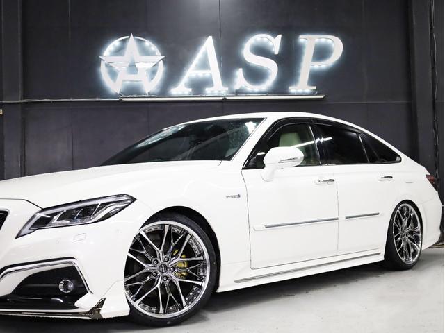 クラウンハイブリッド ＲＳアドバンス　白革エアーシート　Ｋｒａｎｚｅ２０インチＡＷ　新品ＴＥＩＮ車高調　モデリスタエアロ　ＬＥＤライト　純正メーカーナビ　地デジフルセグ　バックカメラ　スマートキー　クリアランスソナー（8枚目）