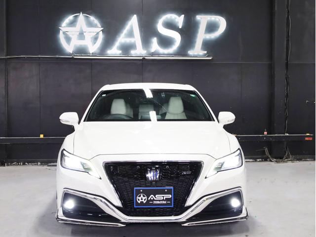 クラウンハイブリッド ＲＳアドバンス　白革エアーシート　Ｋｒａｎｚｅ２０インチＡＷ　新品ＴＥＩＮ車高調　モデリスタエアロ　ＬＥＤライト　純正メーカーナビ　地デジフルセグ　バックカメラ　スマートキー　クリアランスソナー（10枚目）