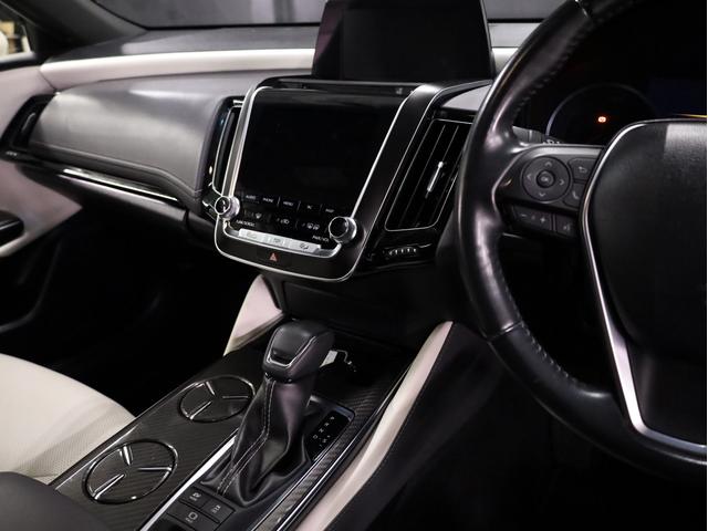 クラウンハイブリッド ＲＳアドバンス　白革エアーシート　Ｋｒａｎｚｅ２０インチＡＷ　新品ＴＥＩＮ車高調　モデリスタエアロ　ＬＥＤライト　純正メーカーナビ　地デジフルセグ　バックカメラ　スマートキー　クリアランスソナー（43枚目）