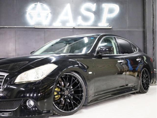 フーガ ２５０ＧＴ　Ａパッケージ　ブラックハーフレザー　ＯＰエアロバンパー　ＲＡＹＳホムラ２０インチＡＷ　新品フルタップ車高調　純正メーカーナビ　地デジフルセグ　バックカメラ　スマートキー　パワーシート（8枚目）