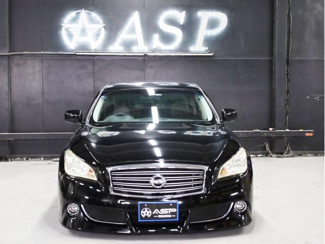 フーガ ２５０ＧＴ　Ａパッケージ　ブラックハーフレザー　ＯＰエアロバンパー　ＲＡＹＳホムラ２０インチＡＷ　新品フルタップ車高調　純正メーカーナビ　地デジフルセグ　バックカメラ　スマートキー　パワーシート（9枚目）