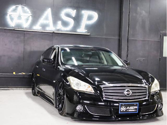 フーガ ２５０ＧＴ　Ａパッケージ　ブラックハーフレザー　ＯＰエアロバンパー　ＲＡＹＳホムラ２０インチＡＷ　新品フルタップ車高調　純正メーカーナビ　地デジフルセグ　バックカメラ　スマートキー　パワーシート（11枚目）