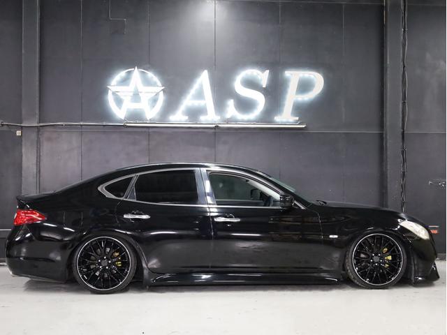 フーガ ２５０ＧＴ　Ａパッケージ　ブラックハーフレザー　ＯＰエアロバンパー　ＲＡＹＳホムラ２０インチＡＷ　新品フルタップ車高調　純正メーカーナビ　地デジフルセグ　バックカメラ　スマートキー　パワーシート（15枚目）