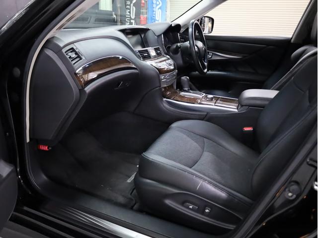 フーガ ２５０ＧＴ　Ａパッケージ　ブラックハーフレザー　ＯＰエアロバンパー　ＲＡＹＳホムラ２０インチＡＷ　新品フルタップ車高調　純正メーカーナビ　地デジフルセグ　バックカメラ　スマートキー　パワーシート（31枚目）