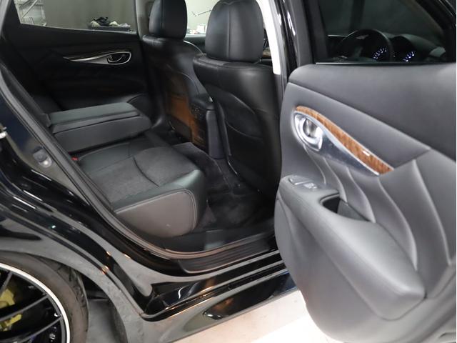 フーガ ２５０ＧＴ　Ａパッケージ　ブラックハーフレザー　ＯＰエアロバンパー　ＲＡＹＳホムラ２０インチＡＷ　新品フルタップ車高調　純正メーカーナビ　地デジフルセグ　バックカメラ　スマートキー　パワーシート（45枚目）