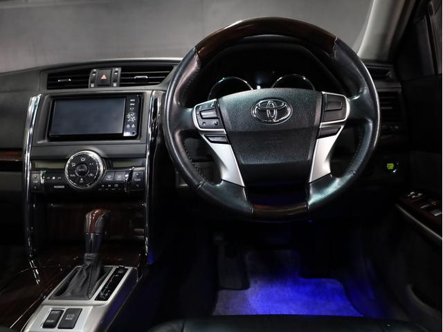 マークＸ ２５０Ｇ　リラックスセレ・ブラックレザーリミテッド　ＲＤＳ仕様　ＢＡＤＸロクサーニ２０インチＡＷ　ローダウン　社外エアロパーツ　ＬＥＤヘッドライト　ブラックレザーシートヒータ　純正ＳＤナビ　地デジフルセグ　バックカメラ　スマートキー　パワーシート（32枚目）