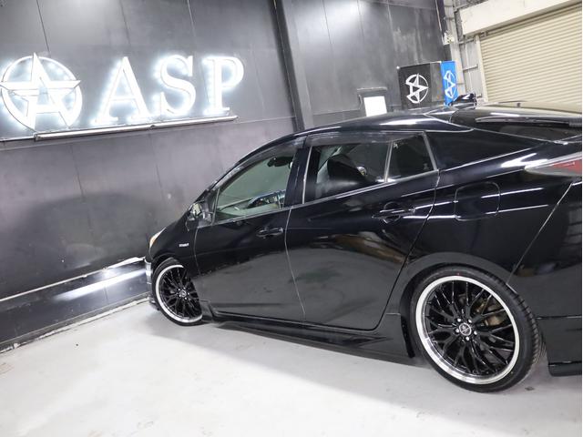 プリウス S アルパインビッグXナビ BADXロクサーニ19インチAW ローダウン フルエアロ LEDヘッドライト 地デジフルセグ バックカメラ スマートキー(27枚目)