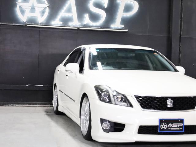 クラウン 2.5アスリート プレミアムエディション 後期型 黒革エアーシート AMEシュタイナー19インチAW 新品フルタップ車高調 エアロパーツ 純正メーカーナビ 地デジフルセグ バックカメラ スマートキー パワーシート HIDライト(12枚目)