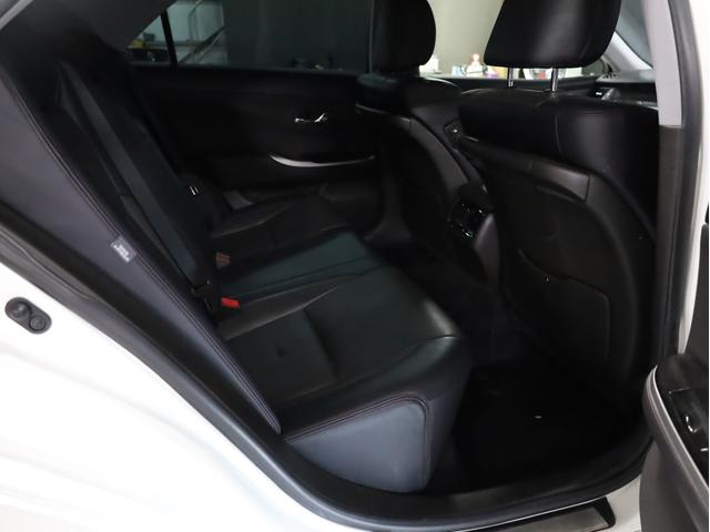 クラウン 2.5アスリート プレミアムエディション 後期型 黒革エアーシート AMEシュタイナー19インチAW 新品フルタップ車高調 エアロパーツ 純正メーカーナビ 地デジフルセグ バックカメラ スマートキー パワーシート HIDライト(36枚目)