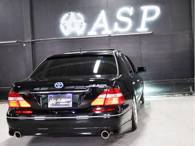 セルシオ C仕様 インテリアセレクション 後期型 サンルーフ 黒革エアーシート AIRLLENエアサス トラフィックスター20インチAW エアロパーツ 社外マフラー 純正メーカーナビ バックカメラ スマートキー パワーシート(25枚目)