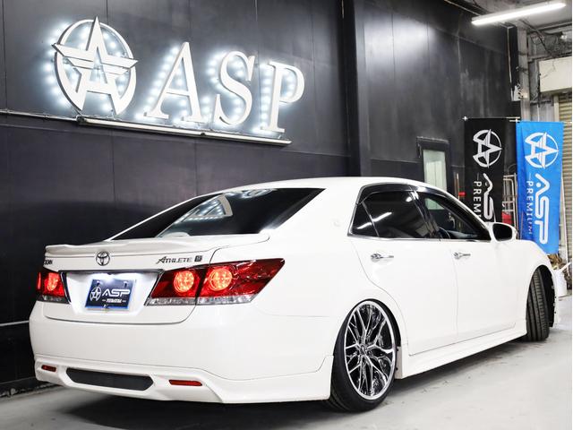 クラウン アスリートＳ　Ｋｒａｎｚｅ２０インチＷ　新品フルタップ車高調　ＴＲＤエアロ　純正メーカーナビ　地デジフルセグ　バックカメラ　スマートキー　パワーシート　ＨＩＤライト　黒革調シートカバー（18枚目）