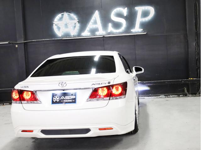 クラウン アスリートＳ　Ｋｒａｎｚｅ２０インチＷ　新品フルタップ車高調　ＴＲＤエアロ　純正メーカーナビ　地デジフルセグ　バックカメラ　スマートキー　パワーシート　ＨＩＤライト　黒革調シートカバー（24枚目）