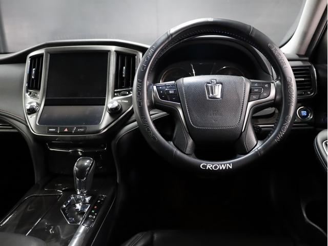 クラウン アスリートＳ　Ｋｒａｎｚｅ２０インチＷ　新品フルタップ車高調　ＴＲＤエアロ　純正メーカーナビ　地デジフルセグ　バックカメラ　スマートキー　パワーシート　ＨＩＤライト　黒革調シートカバー（32枚目）