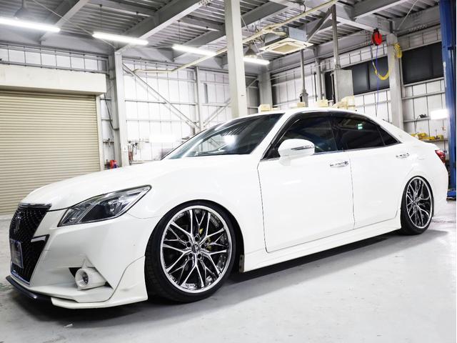 クラウン アスリートＳ　Ｋｒａｎｚｅ２０インチＷ　新品フルタップ車高調　ＴＲＤエアロ　純正メーカーナビ　地デジフルセグ　バックカメラ　スマートキー　パワーシート　ＨＩＤライト　黒革調シートカバー（51枚目）
