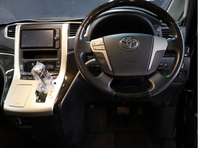 アルファード ２４０Ｓ　タイプゴールド　後期型　両側自動スライドドア　ＢＡＤＸロクサーニ２０インチＡＷ　ローダウン　モデリスタエアロ　純正ＳＤナビ　地デジフルセグ　バックカメラ　スマートキー　ＨＩＤライト　クリアランスソナー（32枚目）