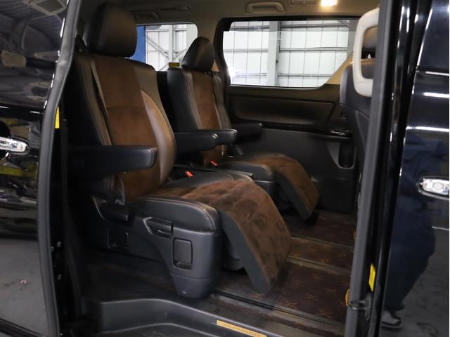 アルファード ２４０Ｓ　タイプゴールド　後期型　両側自動スライドドア　ＢＡＤＸロクサーニ２０インチＡＷ　ローダウン　モデリスタエアロ　純正ＳＤナビ　地デジフルセグ　バックカメラ　スマートキー　ＨＩＤライト　クリアランスソナー（36枚目）