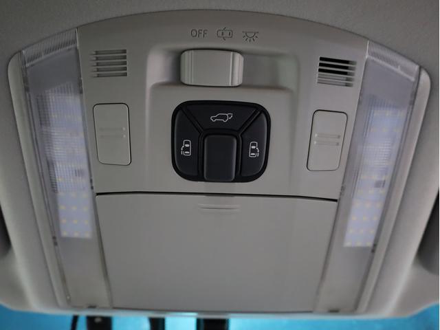 アルファード ２４０Ｓ　タイプゴールド　後期型　両側自動スライドドア　ＢＡＤＸロクサーニ２０インチＡＷ　ローダウン　モデリスタエアロ　純正ＳＤナビ　地デジフルセグ　バックカメラ　スマートキー　ＨＩＤライト　クリアランスソナー（48枚目）