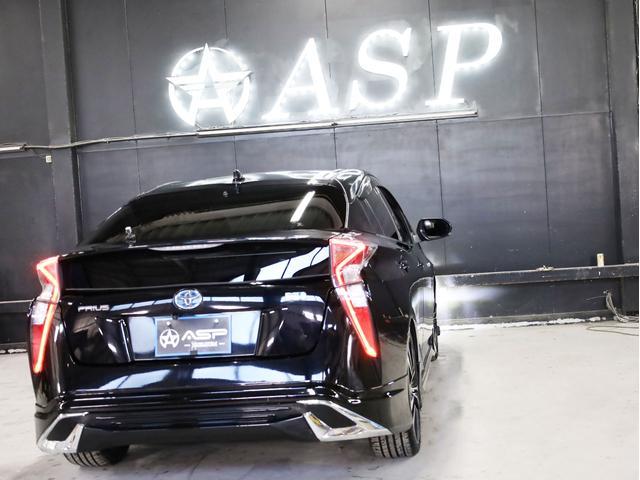 プリウス Ｓ　アネーロコラソン１９インチＡＷ　フルエアロ　ローダウン　純正ＳＤナビ　地デジフルセグ　バックカメラ　スマートキー　ＬＥＤヘッドライト（24枚目）