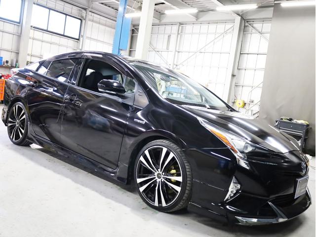 プリウス Ｓ　アネーロコラソン１９インチＡＷ　フルエアロ　ローダウン　純正ＳＤナビ　地デジフルセグ　バックカメラ　スマートキー　ＬＥＤヘッドライト（48枚目）