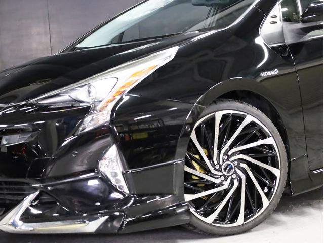 プリウス Ａ　ＢＡＤＸロクサーニ１９インチＡＷ　ローダウンサス　フルエアロ　純正９インチＳＤナビ　地デジフルセグ　バックカメラ　スマートキー　クリアランスソナー　レーダークルーズ　ＬＥＤヘッドライト（6枚目）