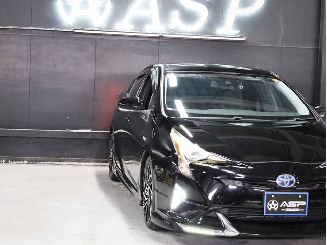 プリウス Ａ　ＢＡＤＸロクサーニ１９インチＡＷ　ローダウンサス　フルエアロ　純正９インチＳＤナビ　地デジフルセグ　バックカメラ　スマートキー　クリアランスソナー　レーダークルーズ　ＬＥＤヘッドライト（12枚目）