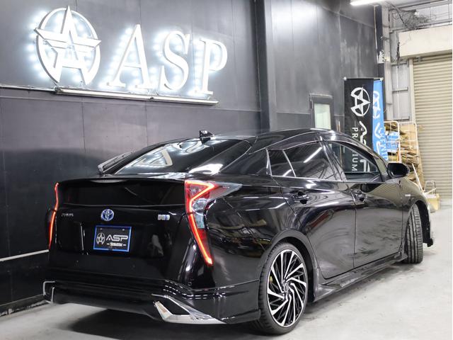 プリウス Ａ　ＢＡＤＸロクサーニ１９インチＡＷ　ローダウンサス　フルエアロ　純正９インチＳＤナビ　地デジフルセグ　バックカメラ　スマートキー　クリアランスソナー　レーダークルーズ　ＬＥＤヘッドライト（18枚目）