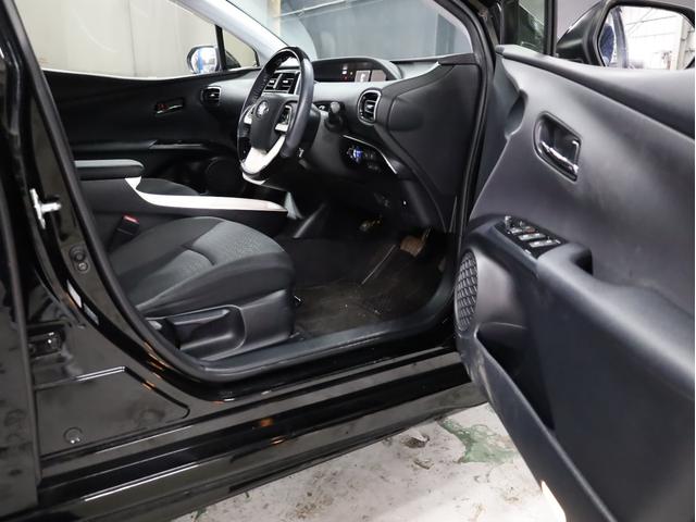 プリウス Ａ　ＢＡＤＸロクサーニ１９インチＡＷ　ローダウンサス　フルエアロ　純正９インチＳＤナビ　地デジフルセグ　バックカメラ　スマートキー　クリアランスソナー　レーダークルーズ　ＬＥＤヘッドライト（43枚目）