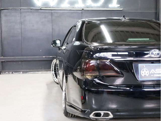 クラウン ２．５アスリート　アニバーサリーエディション　後期型　黒革エアーシート　ＡＭＥシュタイナー２０インチＡＷ　新品フルタップ車高調　エアロパーツ　純正メーカーナビ　地デジフルセグ　バックカメラ　スマートキー　パワーシート　ＨＩＤライト（53枚目）