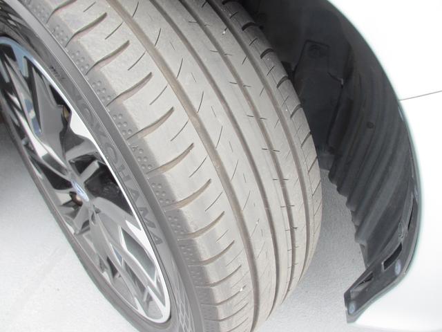 レヴォーグ ＧＴ　ＥＸアイサイトＸ搭載車　ナビ　３方向カメラ　ＥＴＣ２０　２年間走行距離無制限部分保証付き　　ワンオーナー　新世代アイサイト＆アイサイトＸ搭載　障害物センサー　衝突被害＆後退時被害軽減ブレーキ　後側方警戒＆停止保持システム　パワーシート　　ナビ　ＥＴＣ２．０（8枚目）