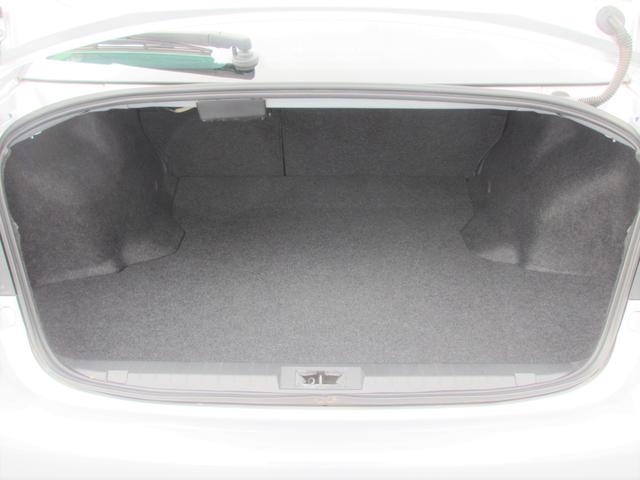 レガシィＢ４ リミテッド　アイサイト３搭載車　８インチナビ　バックカメラ　１年間走行距離無制限部分保証付き　ワンオーナー　アイサイト３搭載　衝突被害軽減ブレーキ　パナソニック製８インチナビ　バックカメラ　レザーシート　シートヒーター　電動パワーシート　　ヒルホールドスタート（45枚目）