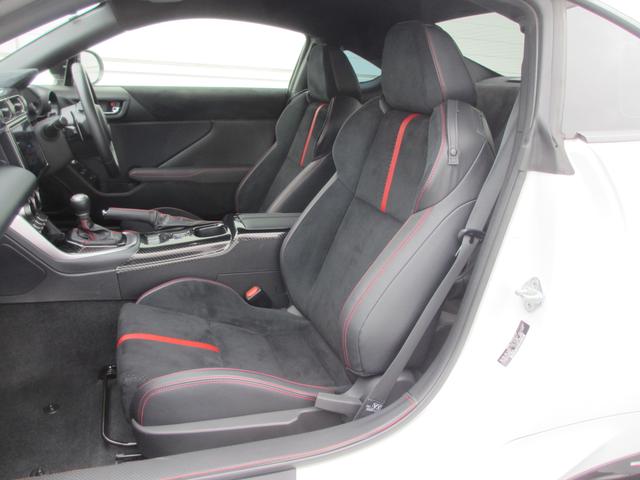ＢＲＺ Ｓ　ＳＴＩ製フルエアロ付き　ナビ　バックカメラ　ＥＴＣ２．０　２年間走行距離無制限部分保証付き　ワンオーナー　アイサイト３搭載車　衝突被害＆後退時被害軽減ブレーキ　後側方警戒システム　カロッツェリアメモリー９インチナビ　バックカメラ　ＥＴＣ２．０　シートヒーター（37枚目）