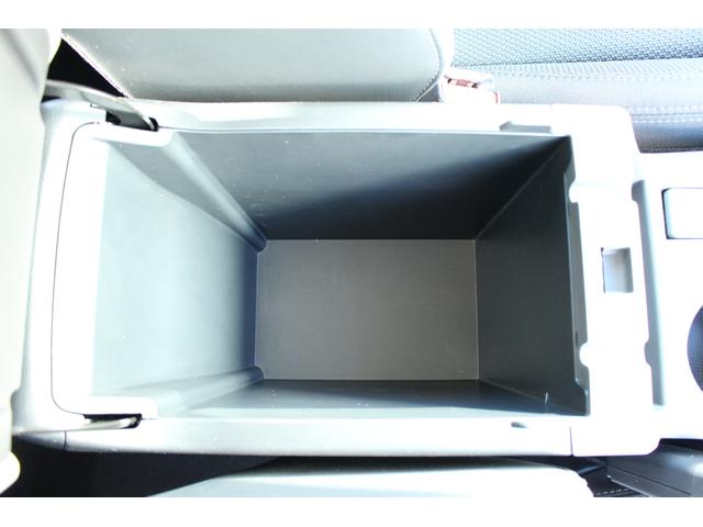 クロストレック リミテッド新世代アイサイト　ナビ　全方位カメラ　ＥＴＣ２．０　２年間走行距離無制限部分保証付　ワンオーナ　新世代アイサイト（３眼カメラタイプ）　衝突被害＆後退時被害軽減ブレーキ　後側方警戒＆停止保持システム　ナビ　全方位カメラ　ＥＴＣ２．０　前後２カメラドラレコ（29枚目）