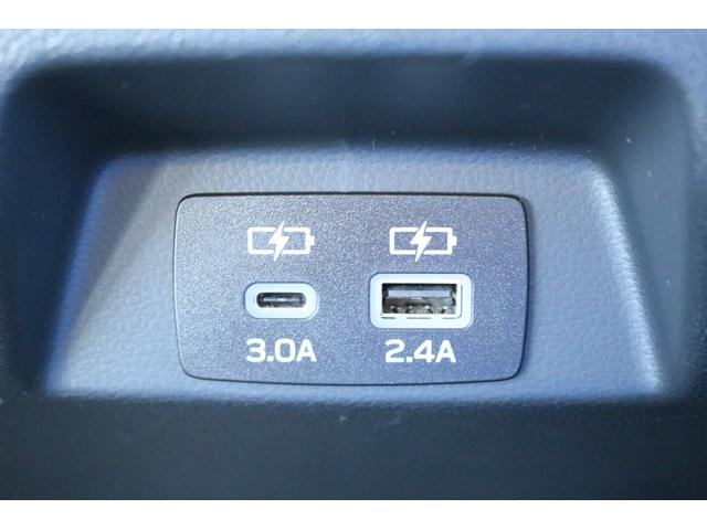 クロストレック リミテッド新世代アイサイト　ナビ　全方位カメラ　ＥＴＣ２．０　２年間走行距離無制限部分保証付　ワンオーナ　新世代アイサイト（３眼カメラタイプ）　衝突被害＆後退時被害軽減ブレーキ　後側方警戒＆停止保持システム　ナビ　全方位カメラ　ＥＴＣ２．０　前後２カメラドラレコ（32枚目）