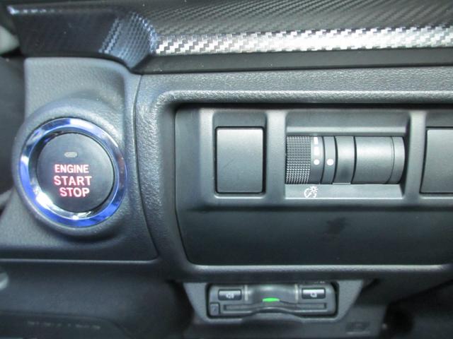 クロストレック リミテッド新世代アイサイト　ナビ　全方位カメラ　ＥＴＣ２．０　２年間走行距離無制限部分保証付　ワンオーナ　新世代アイサイト（３眼カメラタイプ）　衝突被害＆後退時被害軽減ブレーキ　後側方警戒＆停止保持システム　ナビ　全方位カメラ　ＥＴＣ２．０　前後２カメラドラレコ（56枚目）