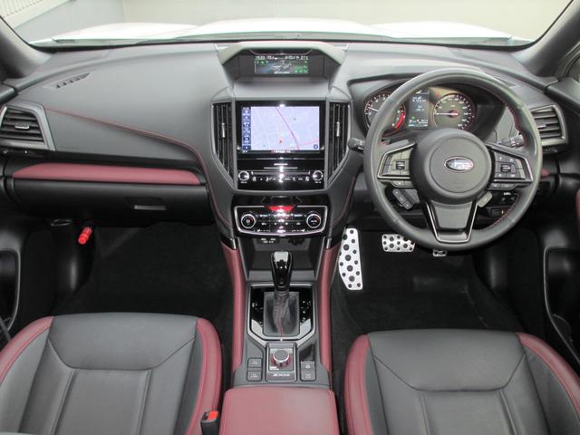 フォレスター ＳＴＩスポーツ　新世代アイサイト　ナビ　３方向カメラ　ＥＴＣ　２年間走行距離無制限部分保証付　ワンオーナ　新世代アイサイト　衝突被害＆後退時被害軽減ブレーキ　後側方警戒＆停止保持システム　ナビ　３方向カメラ　ＥＴＣ２．０　パワーリヤゲート　スマートリヤビューミラ（6枚目）