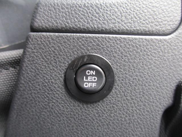 フォレスター ＳＴＩスポーツ　新世代アイサイト　ナビ　３方向カメラ　ＥＴＣ　２年間走行距離無制限部分保証付　ワンオーナ　新世代アイサイト　衝突被害＆後退時被害軽減ブレーキ　後側方警戒＆停止保持システム　ナビ　３方向カメラ　ＥＴＣ２．０　パワーリヤゲート　スマートリヤビューミラ（16枚目）