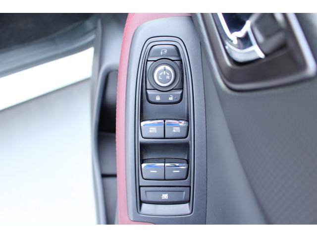 フォレスター ＳＴＩスポーツ　新世代アイサイト　ナビ　３方向カメラ　ＥＴＣ　２年間走行距離無制限部分保証付　ワンオーナ　新世代アイサイト　衝突被害＆後退時被害軽減ブレーキ　後側方警戒＆停止保持システム　ナビ　３方向カメラ　ＥＴＣ２．０　パワーリヤゲート　スマートリヤビューミラ（50枚目）