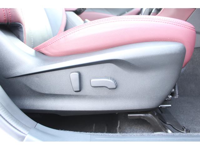 フォレスター ＳＴＩスポーツ　新世代アイサイト　ナビ　３方向カメラ　ＥＴＣ　２年間走行距離無制限部分保証付　ワンオーナ　新世代アイサイト　衝突被害＆後退時被害軽減ブレーキ　後側方警戒＆停止保持システム　ナビ　３方向カメラ　ＥＴＣ２．０　パワーリヤゲート　スマートリヤビューミラ（54枚目）