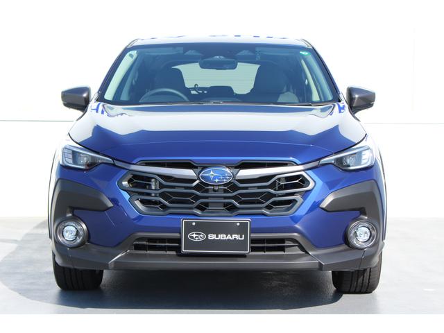 クロストレック リミテッド　新世代アイサイト（３眼）　元弊社試乗車　ナビ　２年間走行距離無制限部分保証付き　元弊社試乗車　新世代アイサイト（３眼タイプ）　　衝突被害＆後退時被害軽減ブレーキ　後側方警戒＆停止保持システム　ナビ　全方位カメラ　ＥＴＣ２．０　前後２カメラドラレコ（4枚目）