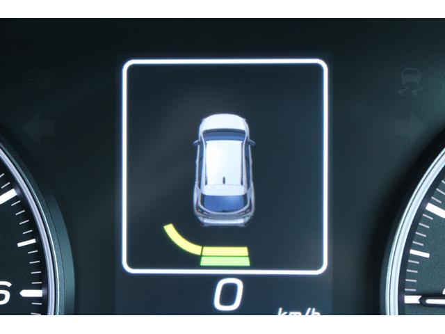 クロストレック リミテッド　新世代アイサイト（３眼）　元弊社試乗車　ナビ　２年間走行距離無制限部分保証付き　元弊社試乗車　新世代アイサイト（３眼タイプ）　　衝突被害＆後退時被害軽減ブレーキ　後側方警戒＆停止保持システム　ナビ　全方位カメラ　ＥＴＣ２．０　前後２カメラドラレコ（12枚目）