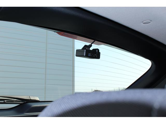 クロストレック リミテッド　新世代アイサイト（３眼）　元弊社試乗車　ナビ　２年間走行距離無制限部分保証付き　元弊社試乗車　新世代アイサイト（３眼タイプ）　　衝突被害＆後退時被害軽減ブレーキ　後側方警戒＆停止保持システム　ナビ　全方位カメラ　ＥＴＣ２．０　前後２カメラドラレコ（18枚目）